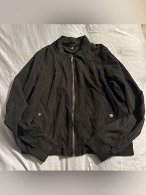 BE COOL Men's Black Bomber Jacket with Snap Pockets